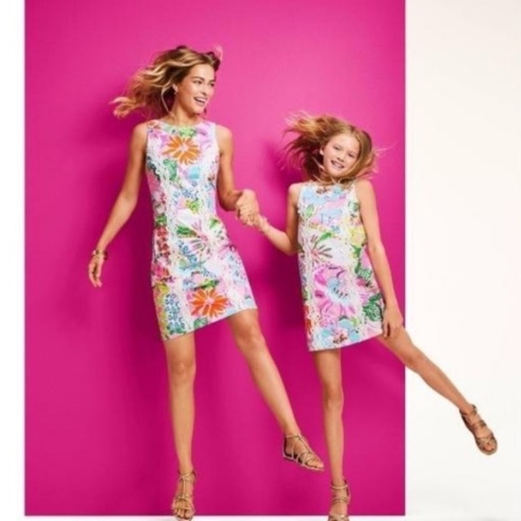 6. NEW Lilly Pulitzer for Target Floral Casual Dress - Picture 2 of 16